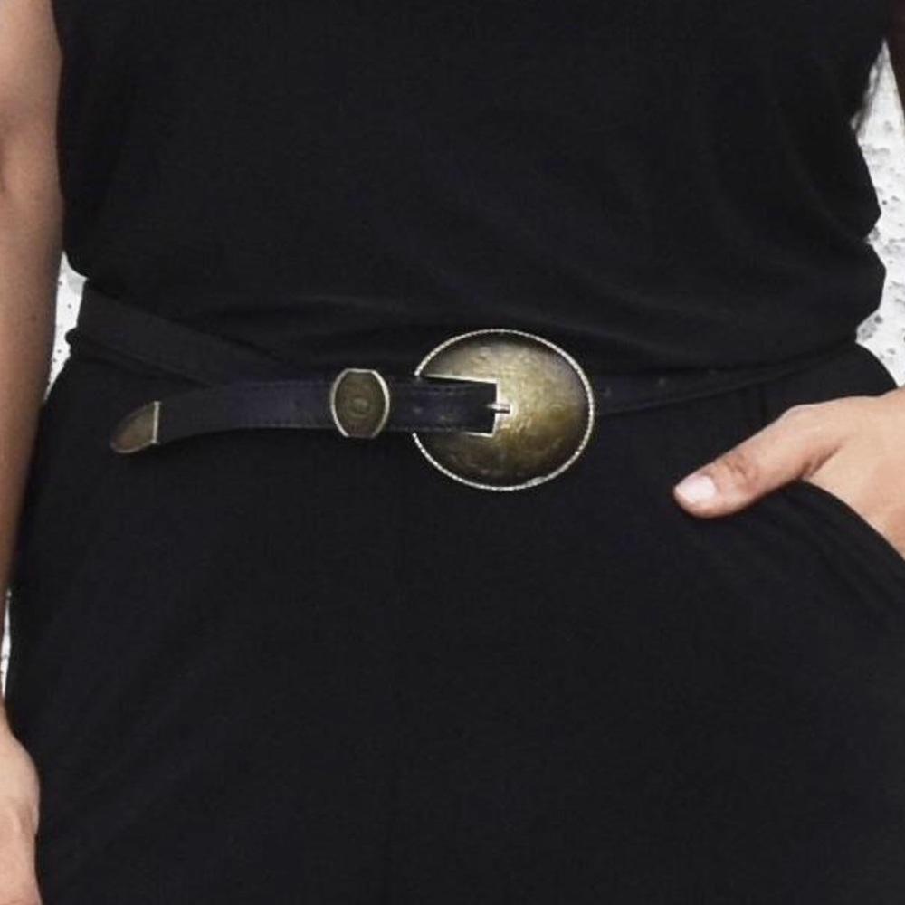 Oval Viintage Style Belt - Picture 3 of 5